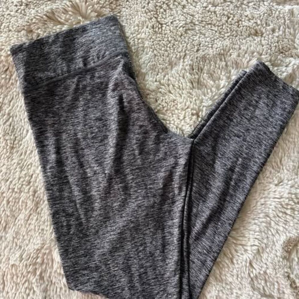 PINK Victoria's Secret Ultimate Yoga Leggings MEDIUM